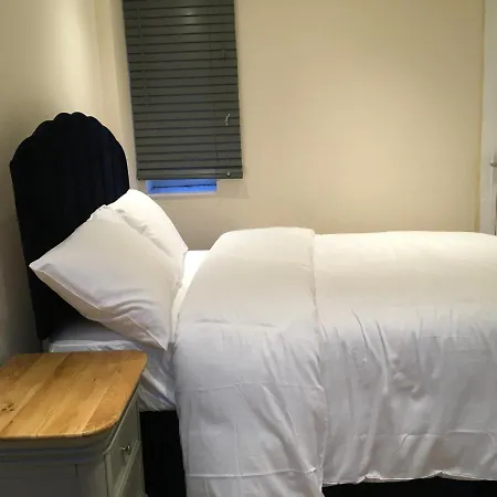 Private One Bedroom Apartment